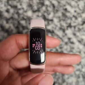 Fitbit Luxe Special Edition